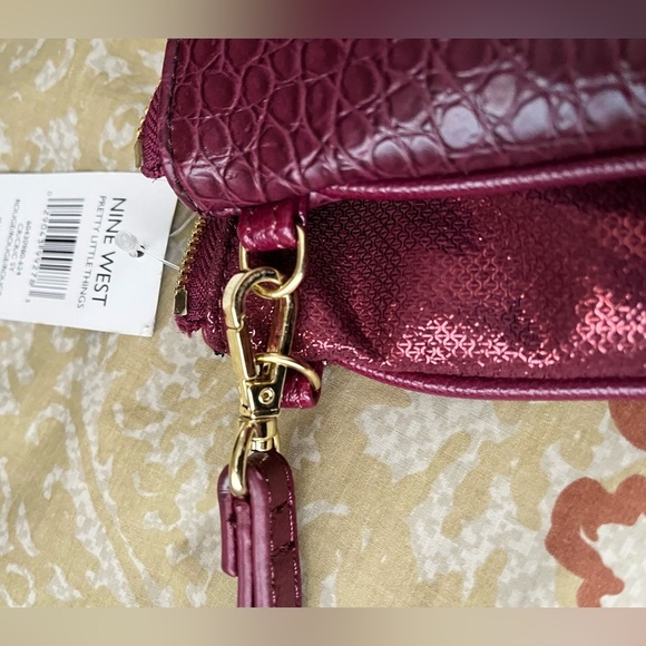 BEAUTIFUL clutch and purse from Nine West with tags on! - Picture 3 of 8